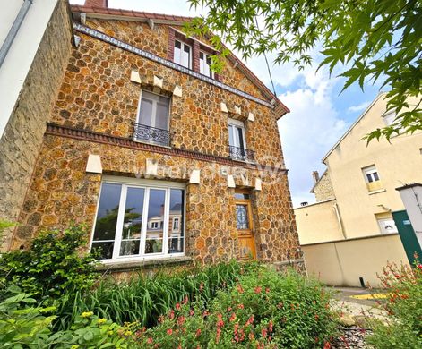 Casa di lusso a Conflans-Sainte-Honorine, Yvelines