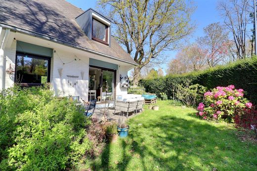 Casa de lujo en Villeneuve-d'Ascq, Norte