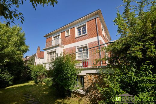 Luxus-Haus in Châtenay-Malabry, Hauts-de-Seine