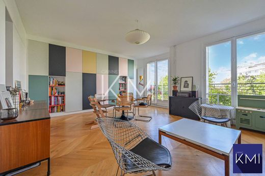 Piso / Apartamento en Buttes-Chaumont, Villette, Bas Belleville, Paris