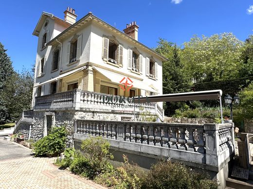 Saint-Georges-de-Commiers, Isèreの高級住宅