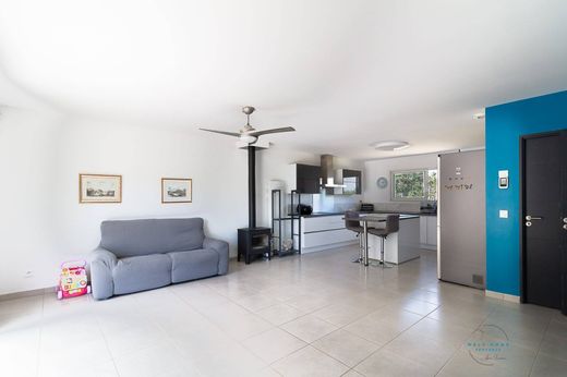 Luxe woning in Meyrargues, Bouches-du-Rhône