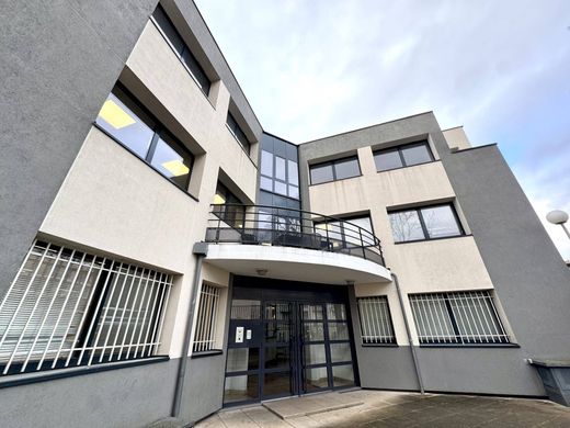 Office in Clichy, Hauts-de-Seine