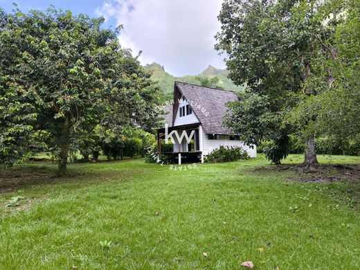 Land in Maiao