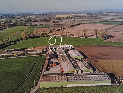 Luxury home in Le Mont-Saint-Michel, Manche