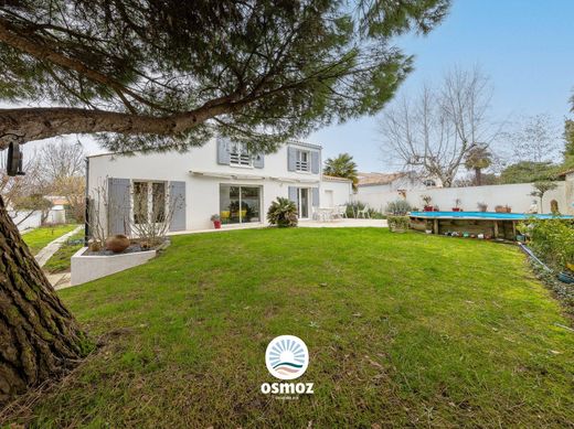 Luxury home in La Rochelle, Charente-Maritime