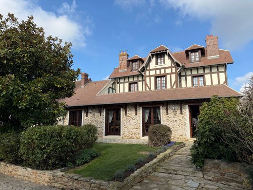 Luxury home in Pacy-sur-Eure, Eure