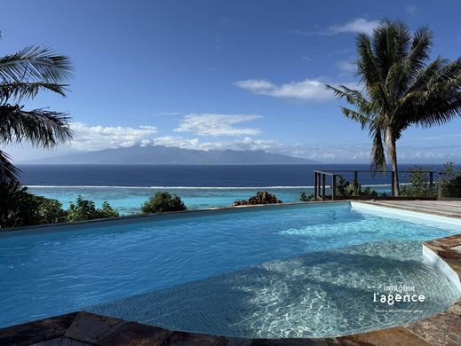 Luxury home in Maiao