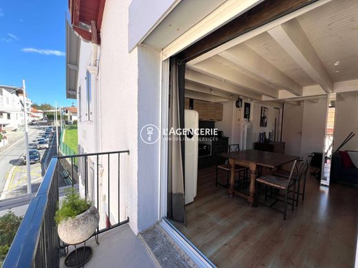 Biarritz, Pyrénées-Atlantiquesのアパートメント