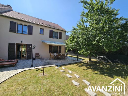 Luksusowy dom w Serris, Seine-et-Marne