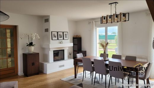 Luxury home in Les Sorinières, Loire-Atlantique