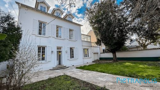 Luxury home in Lyon, Rhône