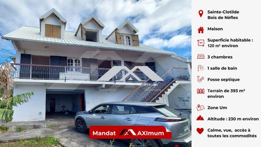 Sainte-Clotilde, Réunionの高級住宅