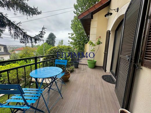 Luxus-Haus in Chennevières-sur-Marne, Val-de-Marne