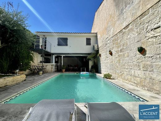 Luksusowy dom w Aigues-Mortes, Gard