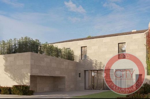 Luxury home in Le Bouscat, Gironde