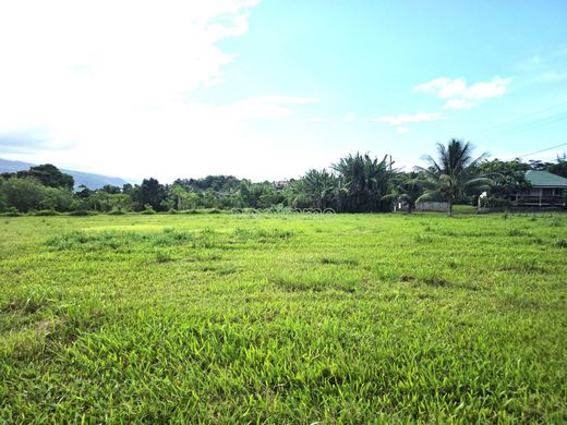 Land in Taravao, District de Vairao