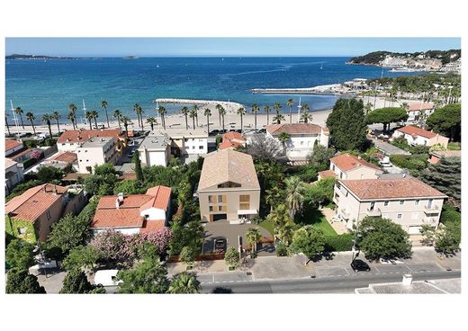 Apartment in Six-Fours-les-Plages, Var