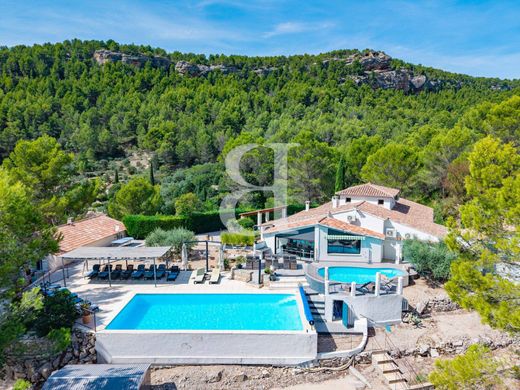 Luxury home in L'Isle-sur-la-Sorgue, Vaucluse