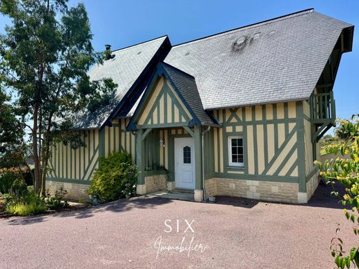 Pont-l'Évêque, Calvadosの高級住宅