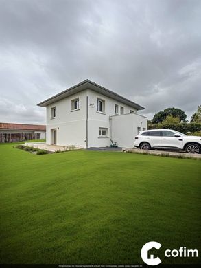 ‏בתי יוקרה ב  Mouguerre, Pyrénées-Atlantiques