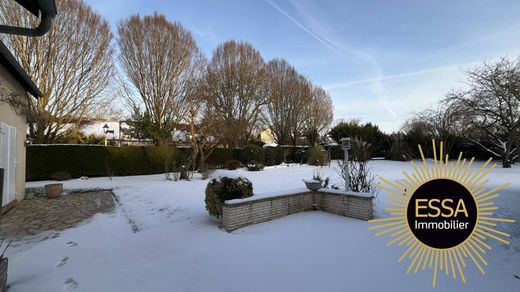 Luxus-Haus in Chavenay, Yvelines