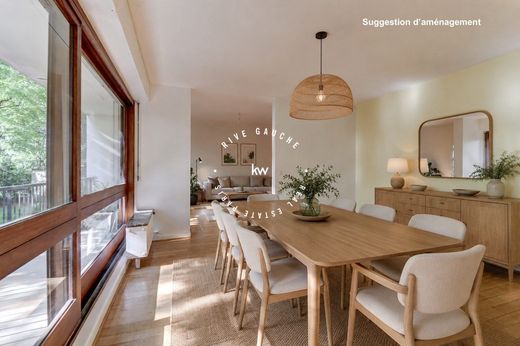 Apartment in Châtenay-Malabry, Hauts-de-Seine