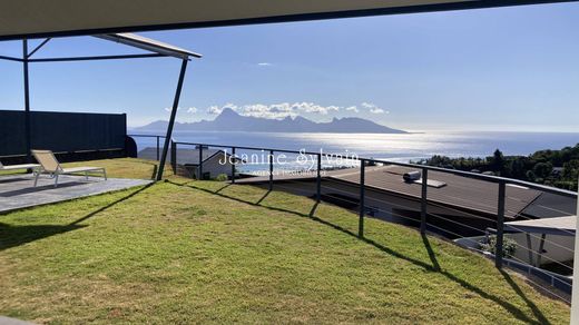 Punaauia, Îles du Ventの高級住宅