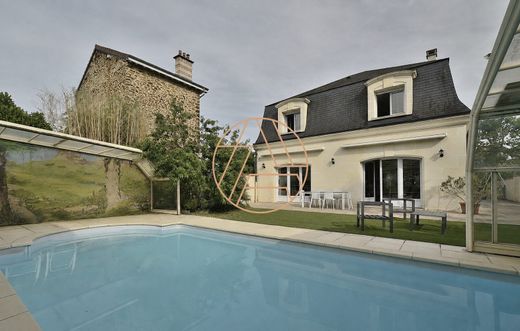 Luxury home in Saint-Maur-des-Fossés, Val-de-Marne