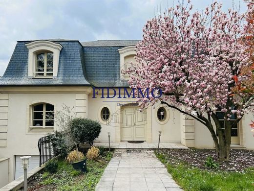 호화 저택 / Chennevières-sur-Marne, Val-de-Marne