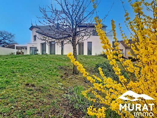 Casa de lujo en Royat, Puy de Dome