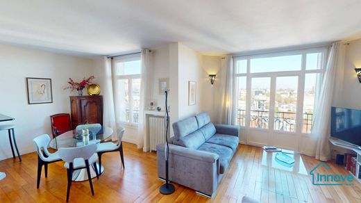 Apartment in Meudon, Hauts-de-Seine