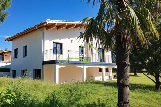 Luxury home in La Tour-de-Salvagny, Rhône