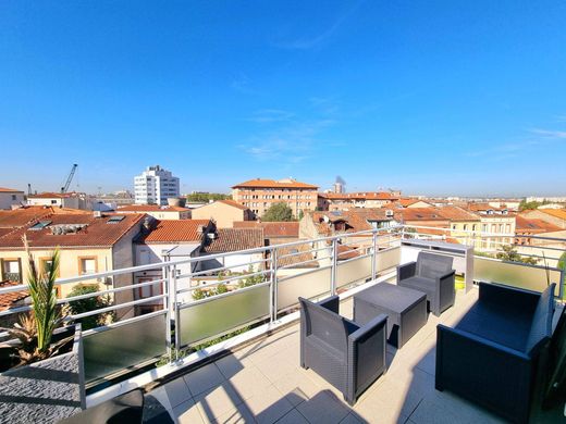 Apartment / Etagenwohnung in Toulouse, Haute-Garonne