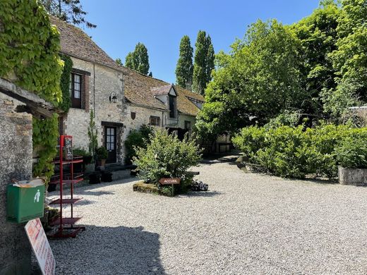 Maison de luxe à Saint-Hilliers, Seine-et-Marne