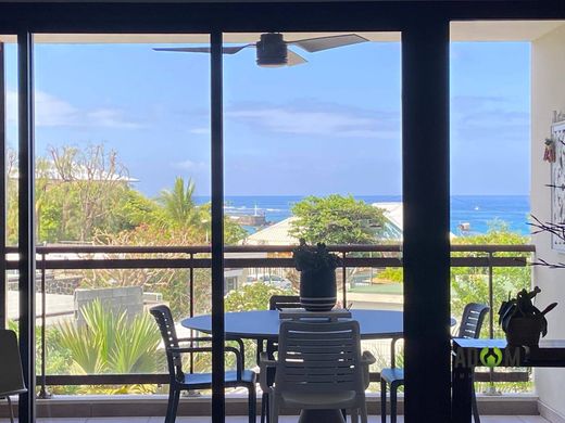 Apartment / Etagenwohnung in Saint-Paul, Réunion