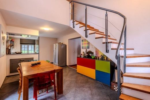 Casa de luxo - Pers-Jussy, Alta Sabóia