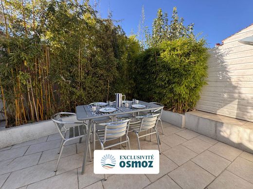 Luxury home in La Rochelle, Charente-Maritime