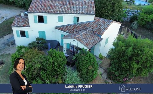 Luksusowy dom w Saint-Georges-les-Bains, Ardèche