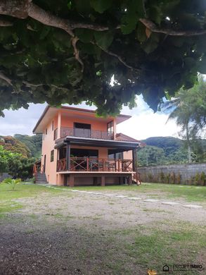 Luxury home in Otutara, Îles du Vent