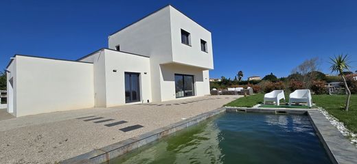 Luxury home in Saint-Gilles, Gard