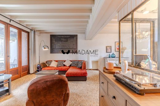 Apartment in Lyon, Rhône