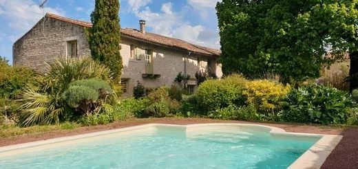 Maison de luxe à Beaussais, Deux-Sèvres