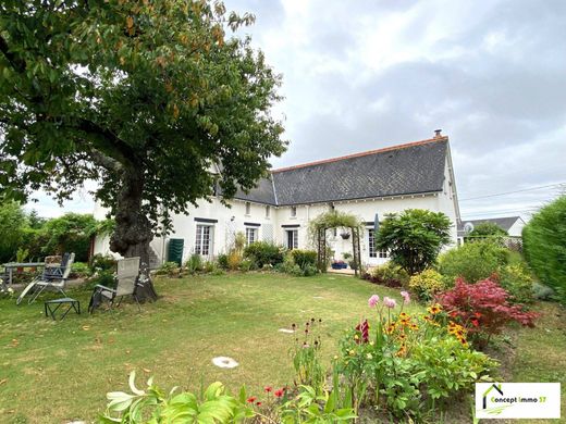 Veigné, Indre-et-Loireの高級住宅