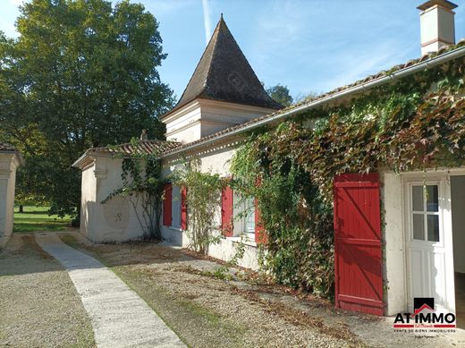 Casa de luxo - Salles-Lavalette, Charente