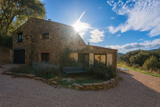 Πολυτελή κατοικία σε Puget-Ville, Var