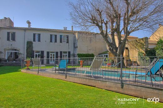 Luxus-Haus in Générac, Gard