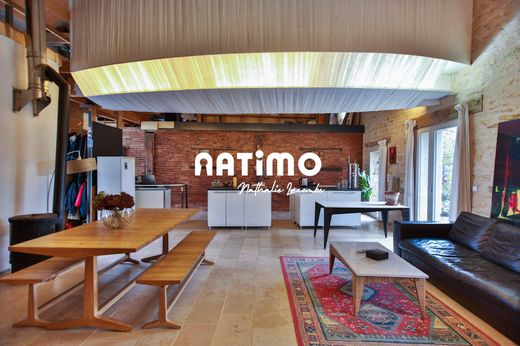 Luxury home in Semur-en-Auxois, Cote d'Or