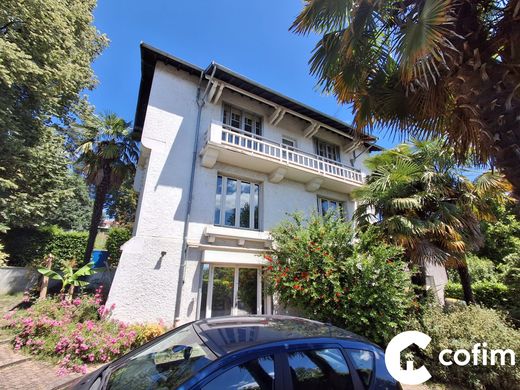 Maison de luxe à Pau, Pyrénées-Atlantiques