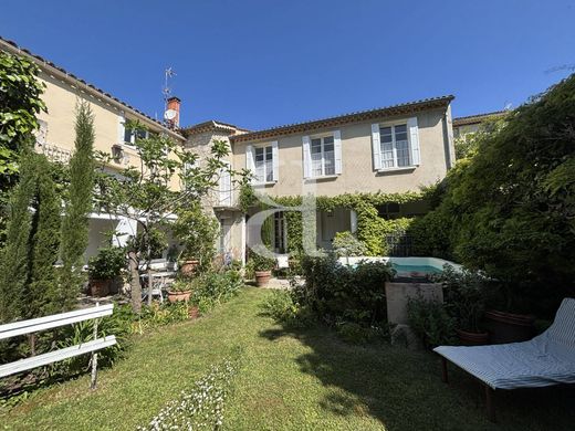 Luxury home in Vaison-la-Romaine, Vaucluse